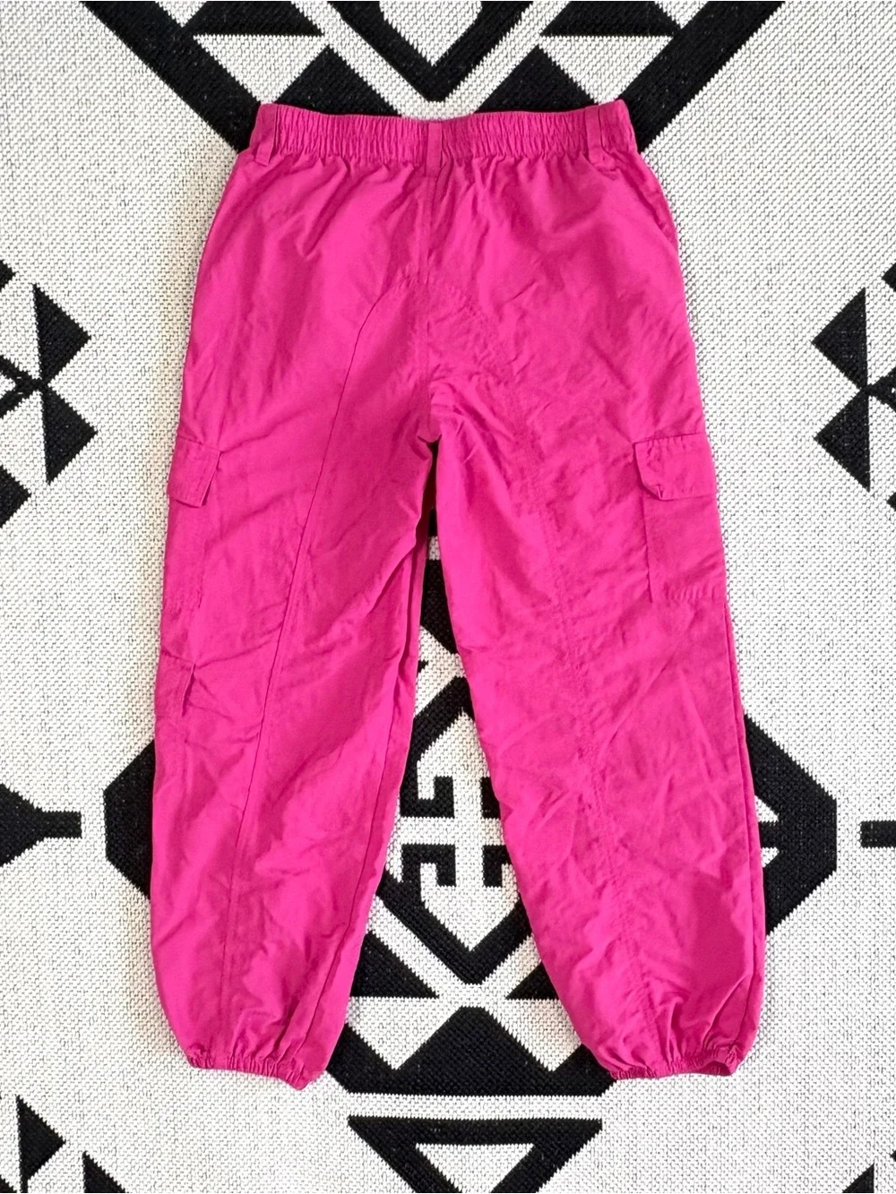Girls Bundle of Skater Style Tees & Cargo Joggers Large